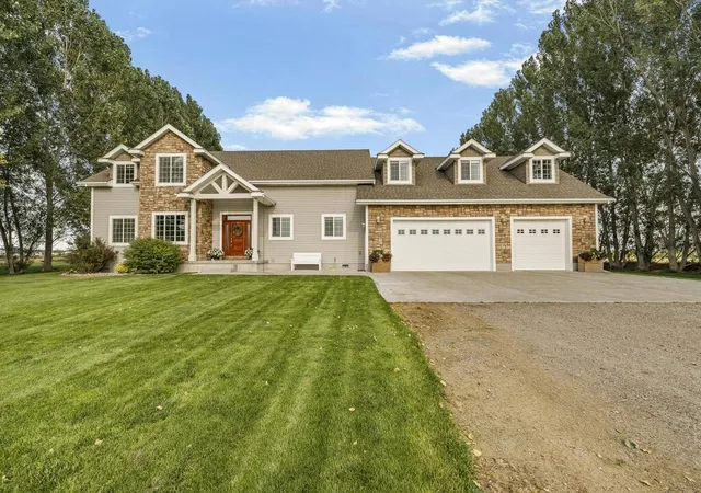 Photo 2 of Single family home for sale at 326 N 3744 E, Rigby, ID 83442 | MLS# 2188521 | Listing updated on 2026-09-21