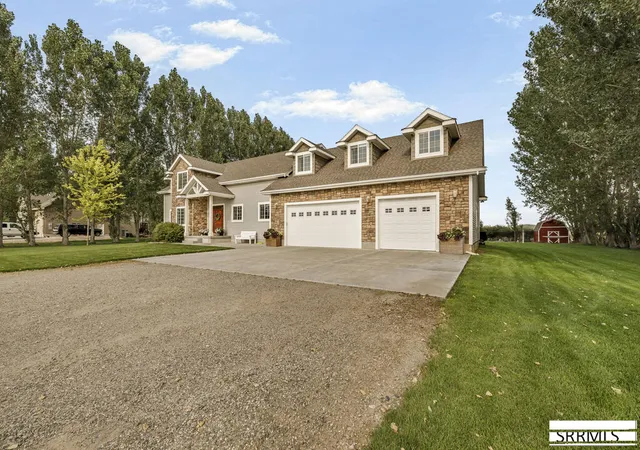 Photo 3 of Single family home for sale at 326 N 3744 E, Rigby, ID 83442 | MLS# 2188521 | Listing updated on 2026-09-21