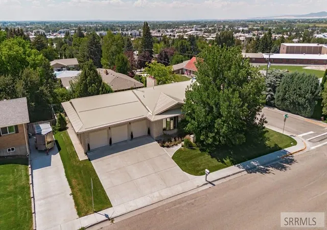 Photo 2 of Single family home for sale at 310 S 4th E, Rexburg, ID 83440 | MLS# 2187838 | Listing updated on 2026-09-10