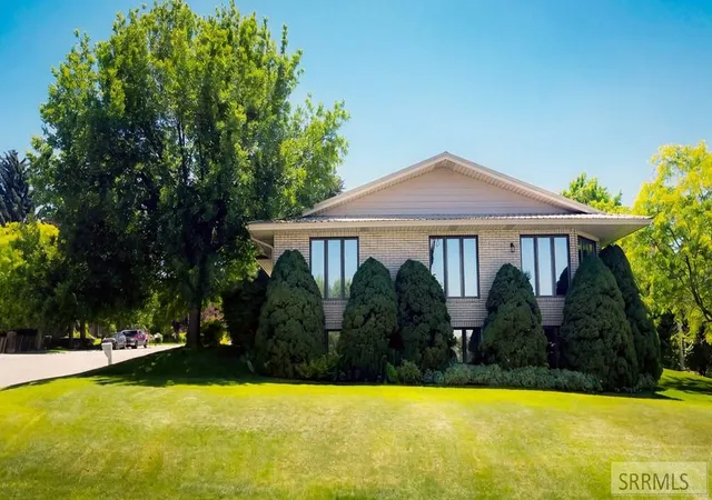 Photo 4 of Single family home for sale at 310 S 4Th E, Rexburg, ID 83440 | MLS# 2187838 | Listing updated on 2026-09-10