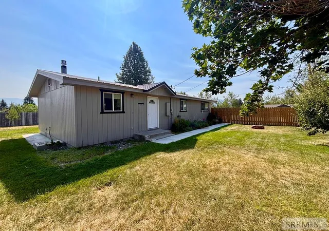 Photo 4 of Single family home for sale at 1505 Roosevelt Avenue, Salmon, ID 83467 | MLS# 2188337 | Listing updated on 2026-10-02