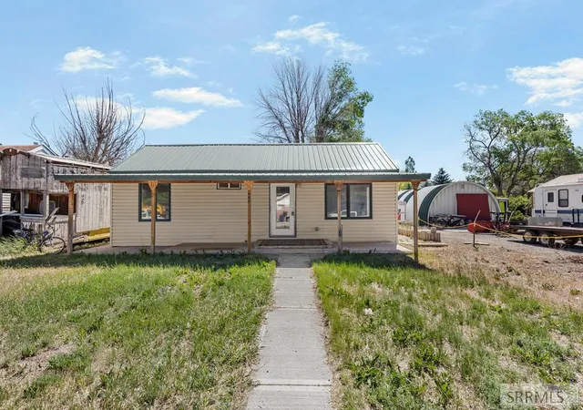 2nd image of 667 Decoria Avenue, Arco, ID 83213 | MLS# 2187196