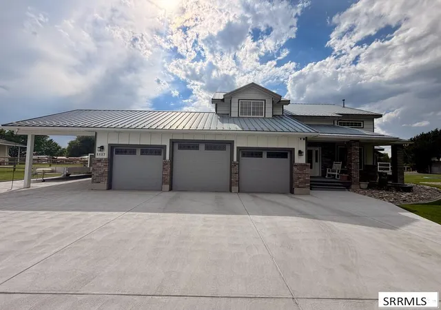 Photo 2 of Single family home for sale at 5517 Concord Circle, Idaho Falls, ID 83401 | MLS# 2188073 | Listing updated on 2026-09-09