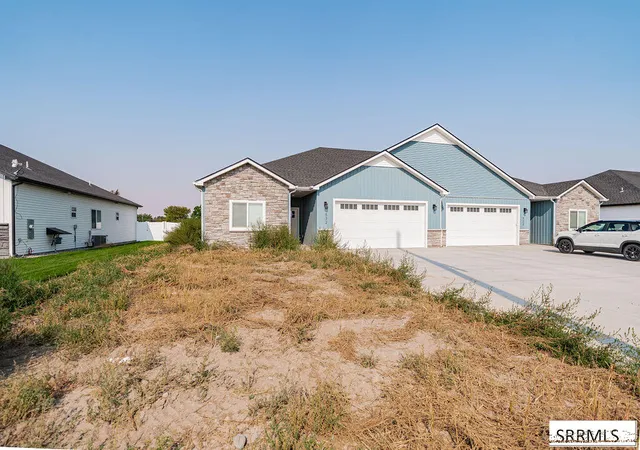 Photo 1 of Townhouse for sale at 532 Zions St, Shelley, ID 83274 | MLS# 2188439 | Listing updated on 2026-08-10