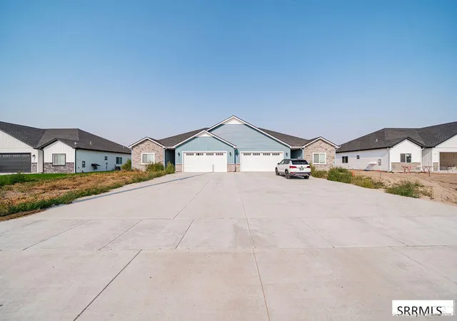 Photo 2 of Townhouse for sale at 532 Zions St, Shelley, ID 83274 | MLS# 2188439 | Listing updated on 2026-08-10
