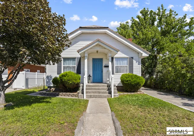 Photo 1 of Single family home for sale at 565 E 16th Street, Idaho Falls, ID 83404 | MLS# 2188766 | Listing updated on 2026-08-26
