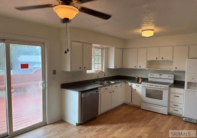 Photo 3 of Single family home for sale at 155 Hummingbird Lane, Shelley, ID 83274 | MLS# 2188040 | Listing updated on 2026-10-06