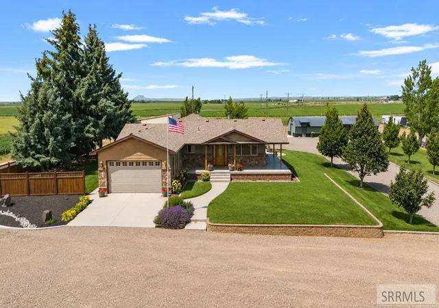 Photo 1 of Single family home for sale at 156 S 1300 West, Pingree, ID 83262 | MLS# 2187545 | Listing updated on 2026-10-24
