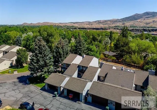 Homes for sale in Pocatello, ID | 3 Cedar Hills Dr, Pocatello, ID 83204 | MLS# 2187360