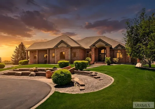 2nd image of 7695 N Riverfront Dr, Idaho Falls, ID 83401 | MLS# 2186803