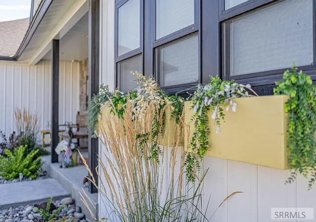 Photo 4 of Sale Pending at 7123 S High Willow Lane, Idaho Falls, ID 83406 | MLS# 2188406 | Listing updated on 2026-09-15