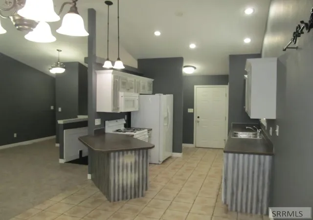 Photo 2 of Single family home for sale at 3010 Simon Street, Idaho Falls, ID 83402 | MLS# 2187775 | Listing updated on 2026-09-08