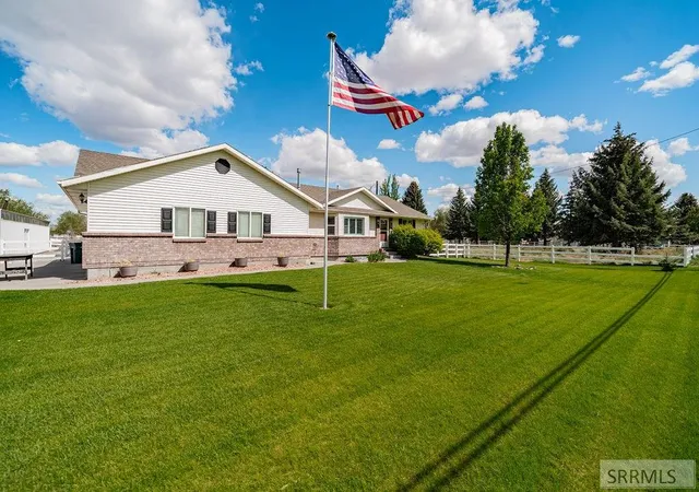 3rd image of 900 Pendlebury Lane, Blackfoot, ID 83221 | MLS# 2186445