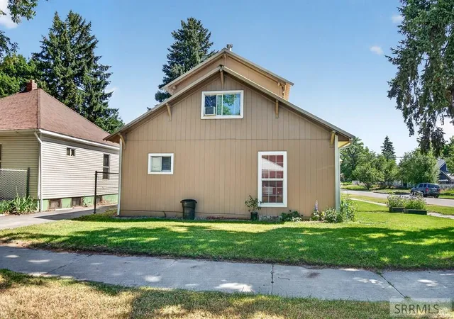 Photo 4 of House for sale at 1221 Sage Avenue, Idaho Falls, ID 83402 | MLS# 2187466 | Listing updated on 2026-07-10