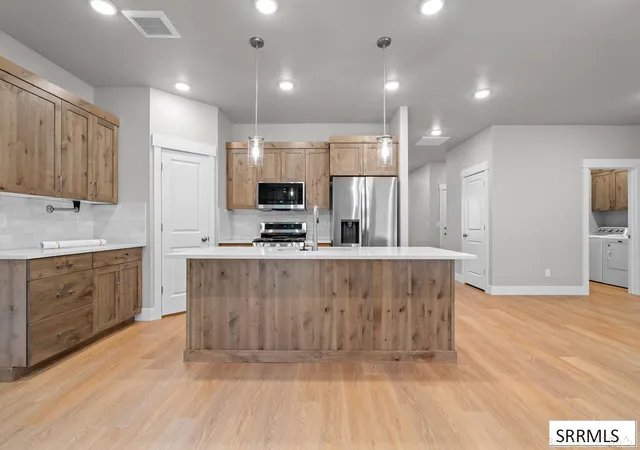 Photo 3 of Sale Pending at 2222 W 550 S, Rexburg, ID 83440 | MLS# 2188563 | Listing updated on 2026-09-03