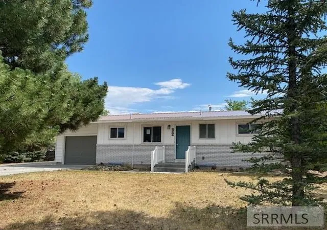 1st image of 700 Robins Avenue, Idaho Falls, ID 83401 | MLS# 2188422
