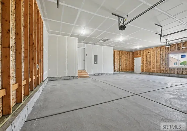 Photo 15 of Single family home for sale at 6939 Bronson Dr, Idaho Falls, ID 83402 | MLS# 2188011 | Listing updated on 2026-08-31