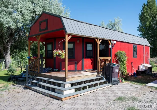 Photo 1 of Single family home for sale at 589 W 200 S, Blackfoot, ID 83221 | MLS# 2187966 | Listing updated on 2026-07-24