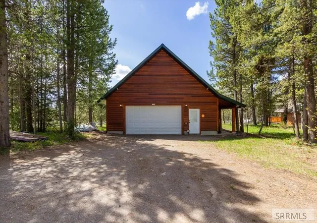 3rd image of 3524 Remington Dr, Island Park, ID 83429 | MLS# 2186602