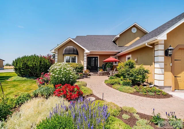 Photo 3 of Single family home for sale at 4225 N 5th W, Idaho Falls, ID 83401 | MLS# 2187792 | Listing updated on 2026-09-04