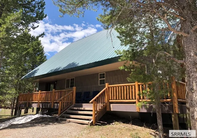 Photo 3 of Single family home for sale at 4238 Grandview Dr, Island Park, ID 83429 | MLS# 2187092 | Listing updated on 2026-06-16