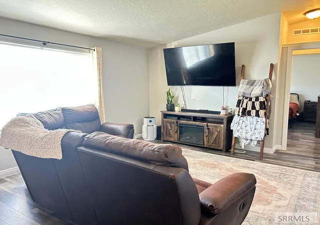 3rd image of 420 Ward Dr, Blackfoot, ID 83221 | MLS# 2187264