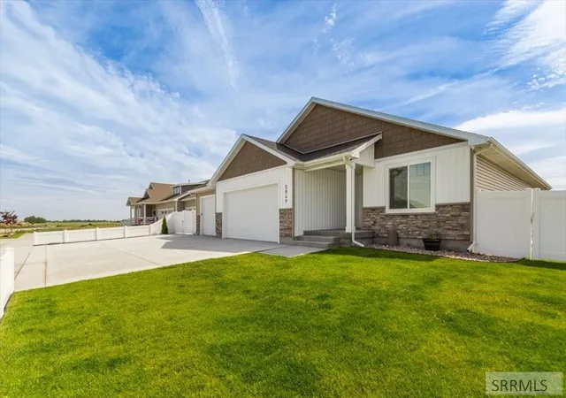 Photo 2 of Single family home for sale at 5849 Macrae Dr, Idaho Falls, ID 83402 | MLS# 2187444 | Listing updated on 2026-08-24