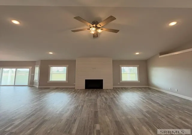Photo 3 of Single family home for sale at 1406 N 615 E, Shelley, ID 83274 | MLS# 2188285 | Listing updated on 2026-08-08