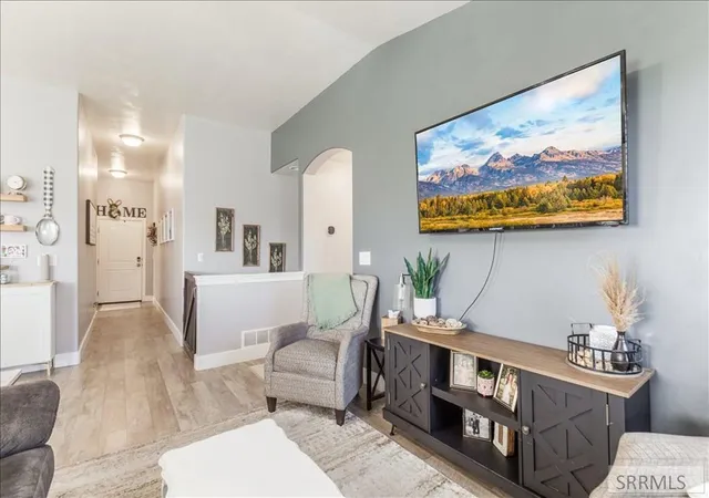 Photo 3 of Sale Pending at 3974 E Hyrum Dr, Idaho Falls, ID 83401 | MLS# 2187924 | Listing updated on 2026-09-18