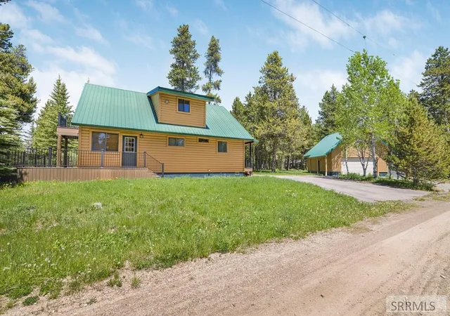Photo 3 of Single family home for sale at 4001 Otter Trail, Island Park, ID 83429 | MLS# 2186732 | Listing updated on 2026-06-01