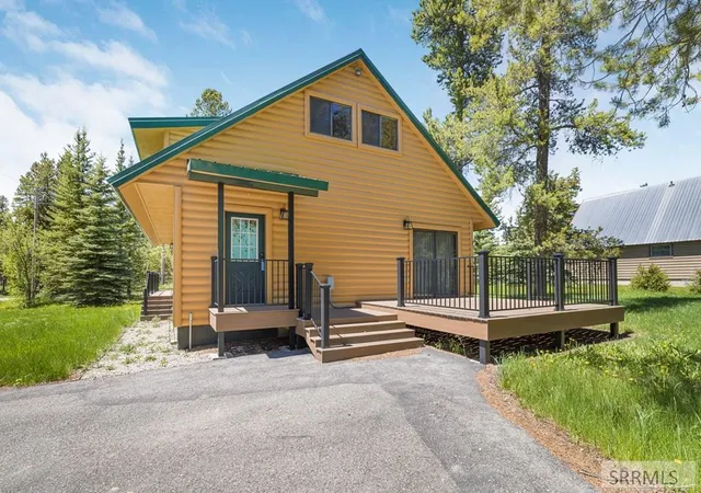 Photo 3 of Single family home for sale at 4001 Otter Trail, Island Park, ID 83429 | MLS# 2186732 | Listing updated on 2026-06-01
