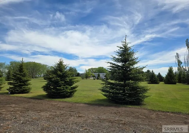 Photo 4 of Single family home for sale at 674 N 2800 E, Saint Anthony, ID 83445 | MLS# 2186786 | Listing updated on 2026-06-03
