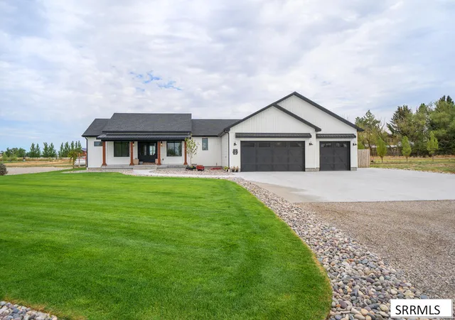 Photo 3 of Single family home for sale at 954 E 1100 N, Shelley, ID 83274 | MLS# 2188641 | Listing updated on 2026-09-10