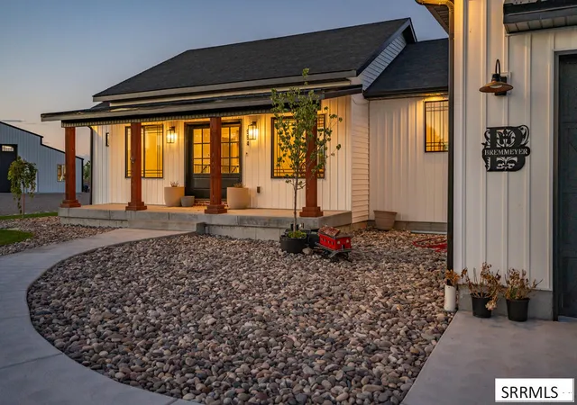 Photo 4 of Single family home for sale at 954 E 1100 N, Shelley, ID 83274 | MLS# 2188641 | Listing updated on 2026-09-28