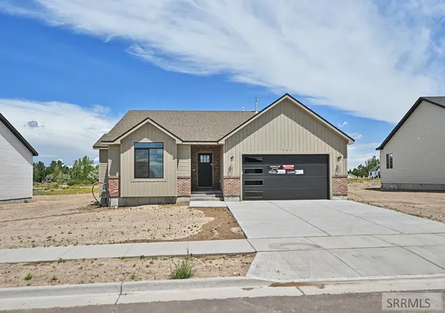 Photo 1 of Single family home for sale at 946 Montezuma St, Idaho Falls, ID 83402 | MLS# 2187515 | Listing updated on 2026-08-31