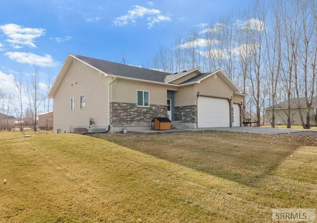 Homes for sale in Rigby, ID | 3708 E 337 N, Rigby, ID 83442 | MLS# 2181193