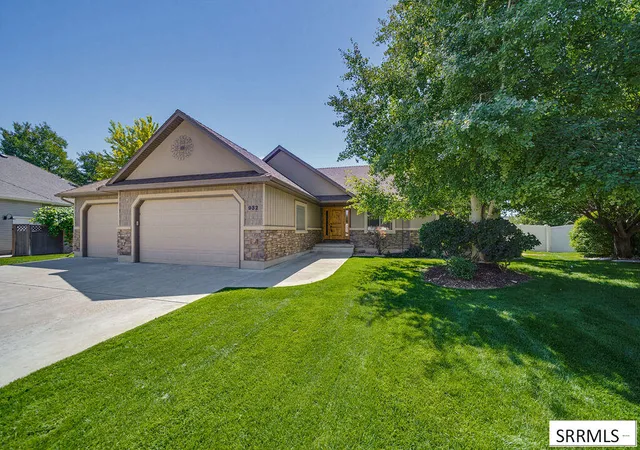 1st image of 932 Oxbow Lane, Idaho Falls, ID 83404 | MLS# 2188714