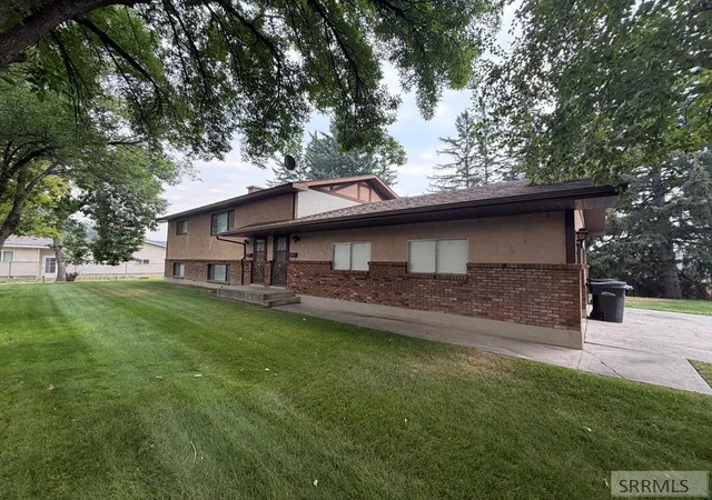 1st image of 801 803 S Skyline Dr, Idaho Falls, ID 83402 | MLS# 2188169