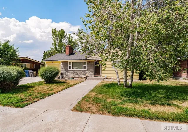 Photo 3 of Single family home for sale at 765 9th Street, Idaho Falls, ID 83404 | MLS# 2188082 | Listing updated on 2026-08-19