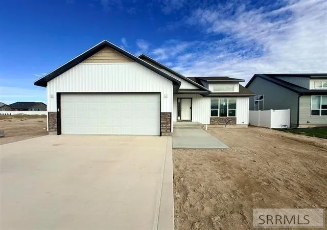 Photo 3 of Sale Pending at 1106 Alpine Ave, Pocatello, ID 83202 | MLS# 2188058 | Listing updated on 2026-09-02