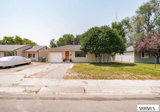 Photo 1 of Single family home for sale at 957 Meadowbrook Lane, Pocatello, ID 83201 | MLS# 2188400 | Listing updated on 2026-08-29