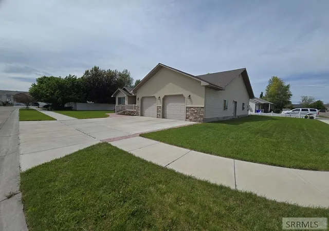 Homes for sale in Rexburg, ID | 471 Woodbridge Street, Rexburg, ID 83440 | MLS# 2187036