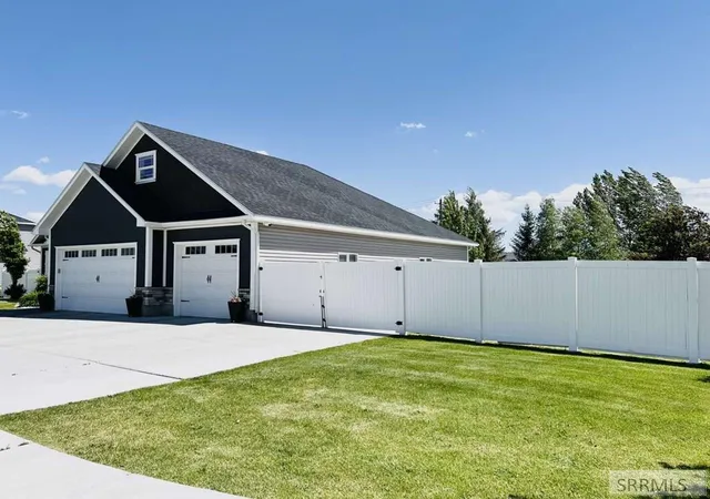 Homes for sale in Ammon, ID | 3966 Rocky Mountain Dr, Ammon, ID 83406 | MLS# 2187271
