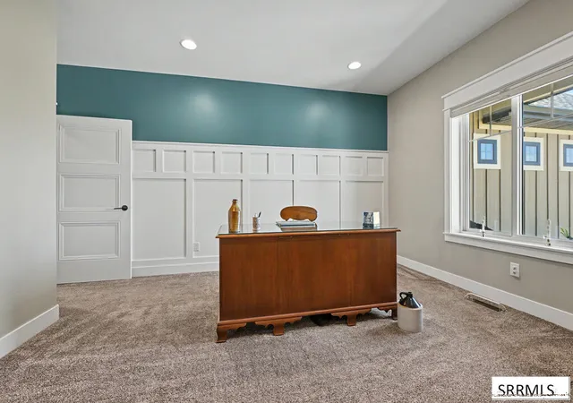 Photo 3 of Single family home for sale at 8691 S Black Hawk Dr, Idaho Falls, ID 83406 | MLS# 2188692 | Listing updated on 2026-08-28