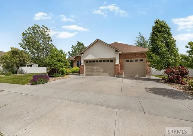 Homes for sale in Ammon, ID | 3678 E Clearfield Lane, Ammon, ID 83406 | MLS# 2187015
