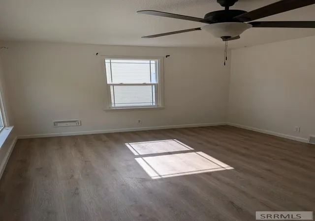 2nd image of 244 E 24th Street, Idaho Falls, ID 83404 | MLS# 2187393