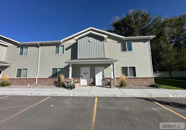Photo 1 of Townhouse for sale at 2001 Lawrence Lane #604, Blackfoot, ID 83221 | MLS# 2188072 | Listing updated on 2026-09-05