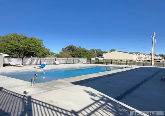 Photo 4 of Townhouse for sale at 2001 Lawrence Lane #604, Blackfoot, ID 83221 | MLS# 2188072 | Listing updated on 2026-09-05
