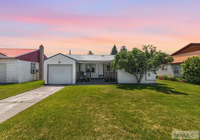 Photo 1 of Single family home for sale at 230 E Shelley Street, Idaho Falls, ID 83402 | MLS# 2186999 | Listing updated on 2026-08-26