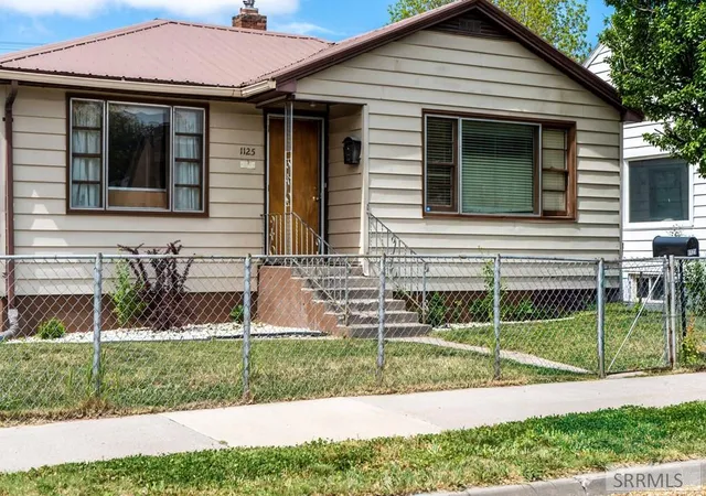 Homes for sale in Pocatello, ID | 1125 S 3Rd Avenue, Pocatello, ID 83201 | MLS# 2186427